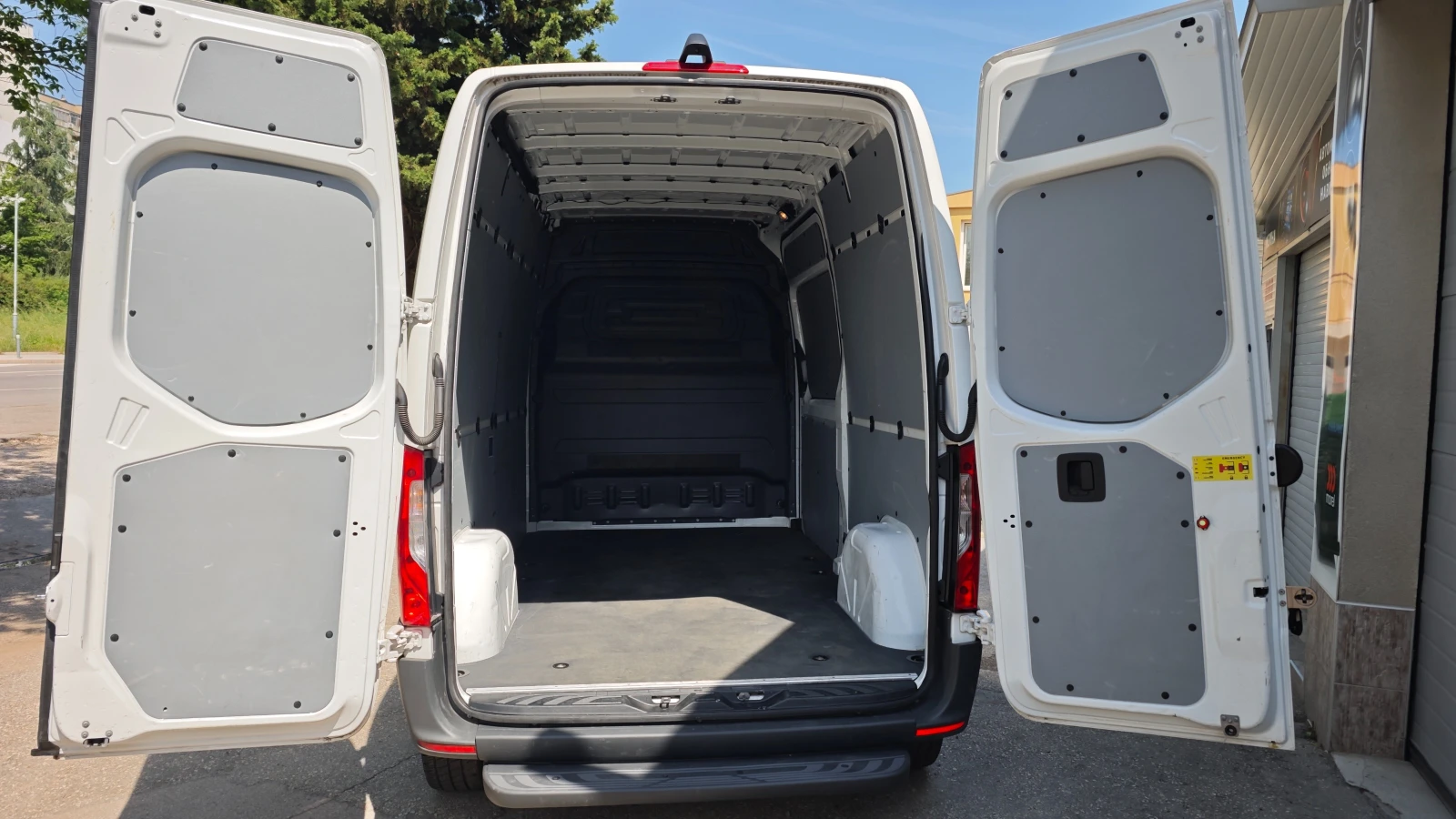Mercedes-Benz Sprinter eSprinter 311 W910, снимка 7 - Бусове и автобуси - 54487353