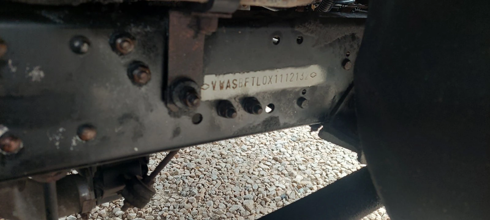 Nissan Capstar 3.0 tdi тристранен, снимка 13 - Бусове и автобуси - 55480132
