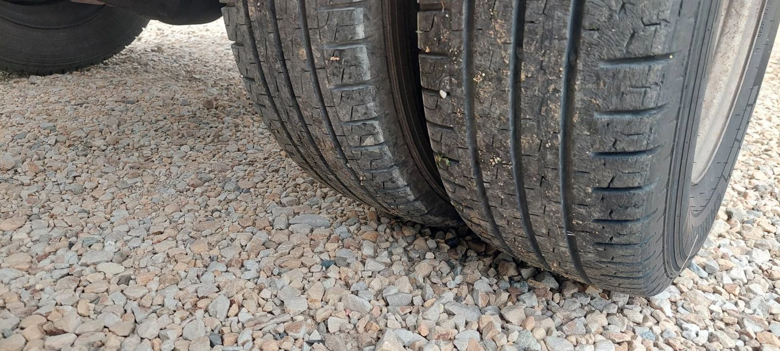 Nissan Capstar 3.0 tdi тристранен, снимка 12 - Бусове и автобуси - 55480132