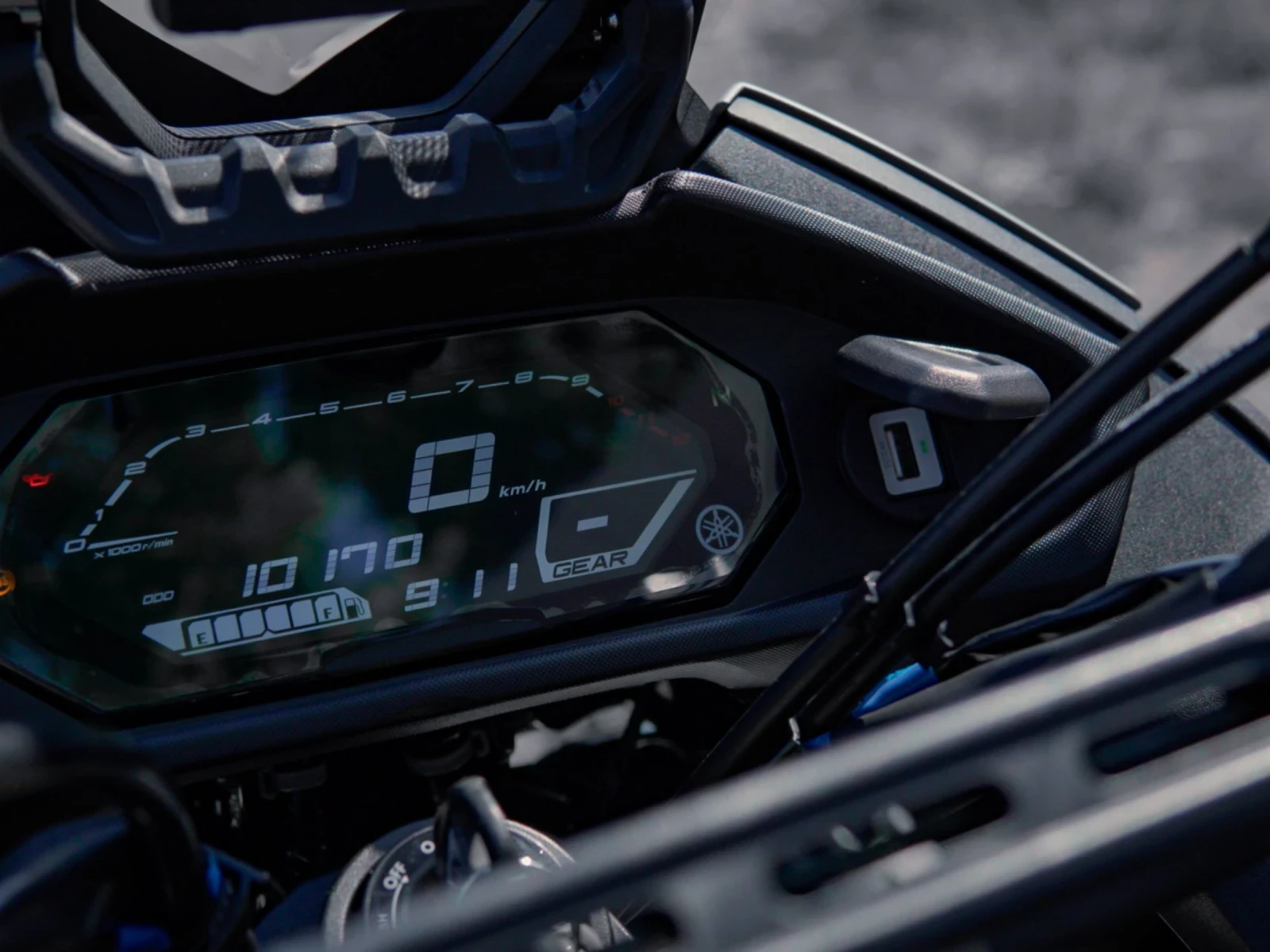 Yamaha Mt-07 Tracer - изображение 4