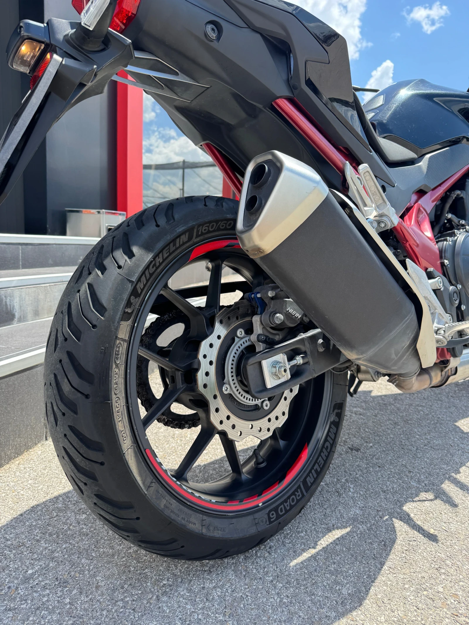 Honda Hornet 750-ABS-TCS-LED-TOP TOP, снимка 10 - Мотоциклети и мототехника - 54704931