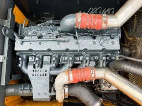 Багер Hyundai 330IC, снимка 11