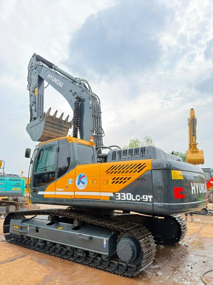 Багер Hyundai 330IC, снимка 15 - Индустриална техника - 53781798