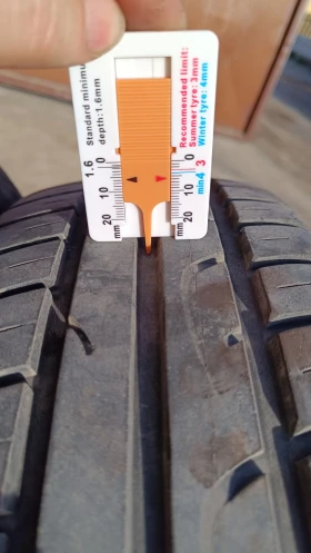 Гуми Летни 175/65R14, снимка 3 - Гуми и джанти - 49508925