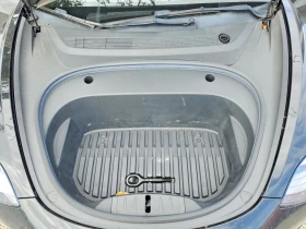 Tesla Model 3, снимка 11