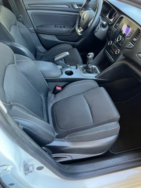 Renault Megane hatchback Zen Blue dCi 115 diesel Stop&Start BVM6 | Mobile.bg — малка снимка 14