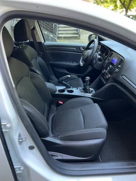Renault Megane hatchback Zen Blue dCi 115 diesel Stop&Start BVM6 | Mobile.bg — малка снимка 11