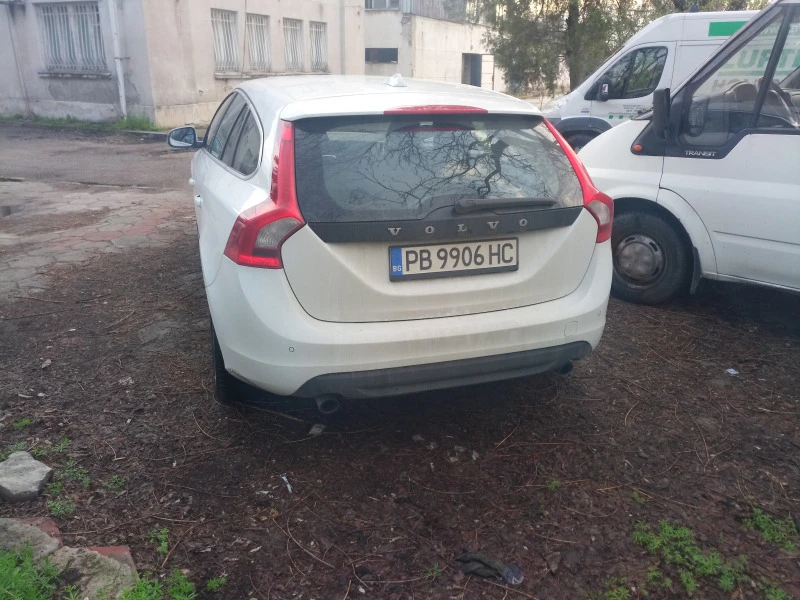 Volvo V60 2, 4D5, снимка 3 - Автомобили и джипове - 47443577