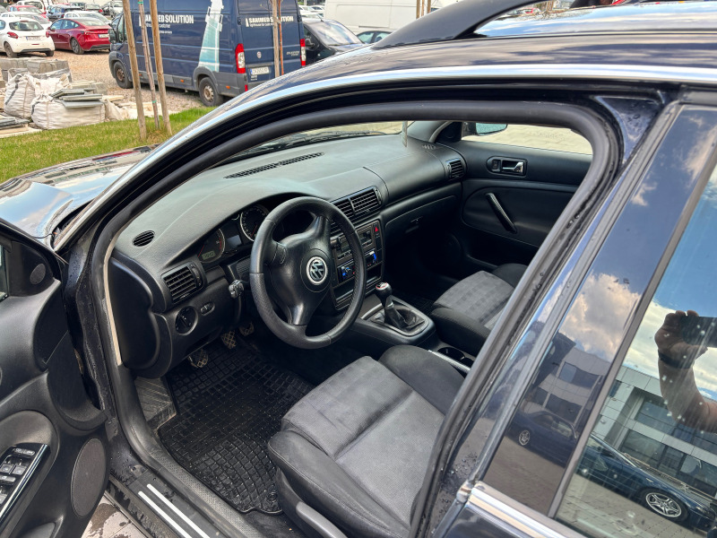 VW Passat, снимка 15 - Автомобили и джипове - 45083163
