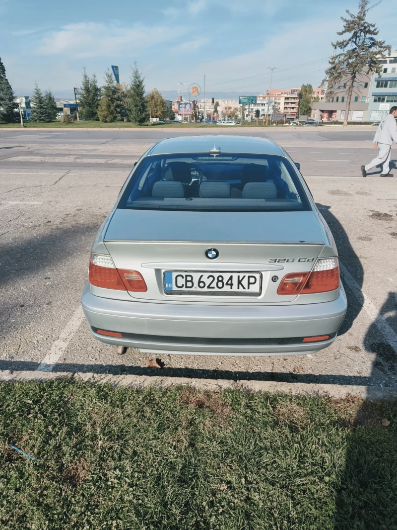 BMW 320 E46, снимка 8 - Автомобили и джипове - 47736051