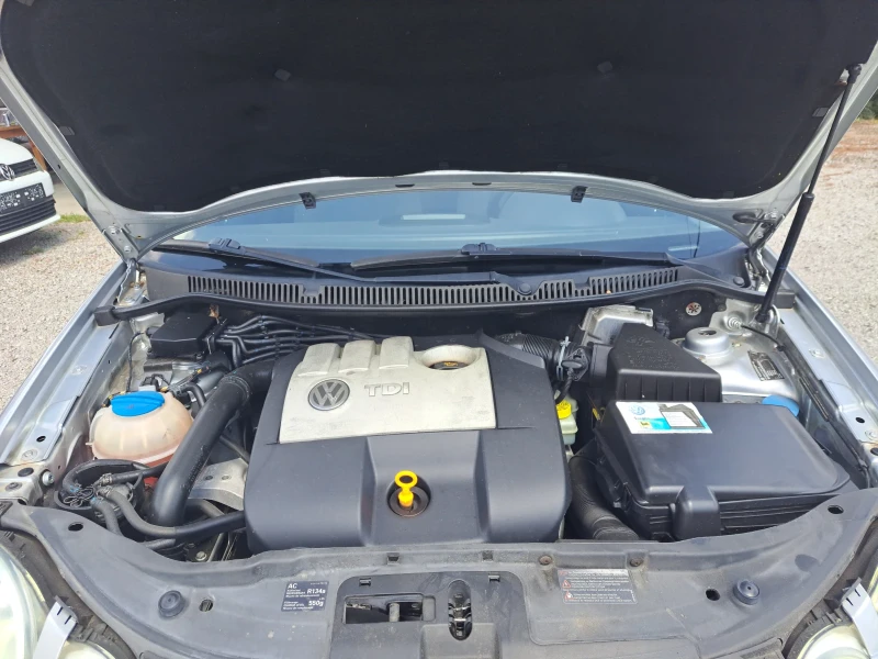VW Polo 1.4TDI, снимка 17 - Автомобили и джипове - 48850038