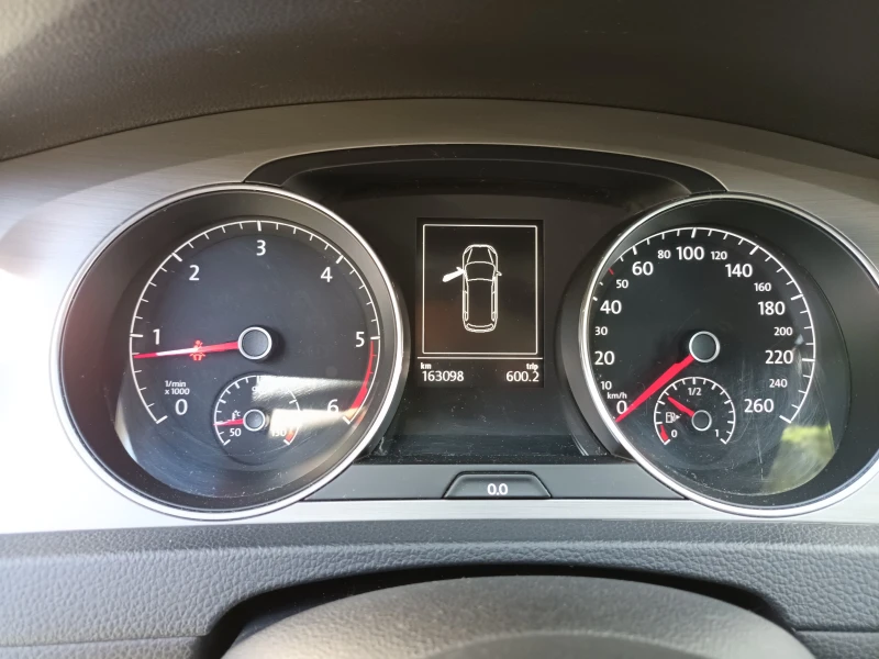VW Golf 1.6TDI/NAVI, снимка 14 - Автомобили и джипове - 50312436