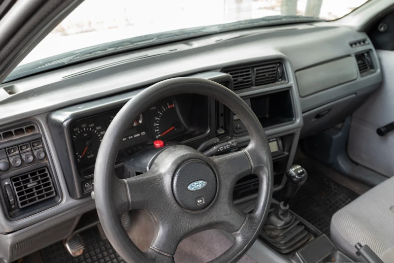 Ford Sierra 2.0 GL , снимка 8 - Автомобили и джипове - 52517737