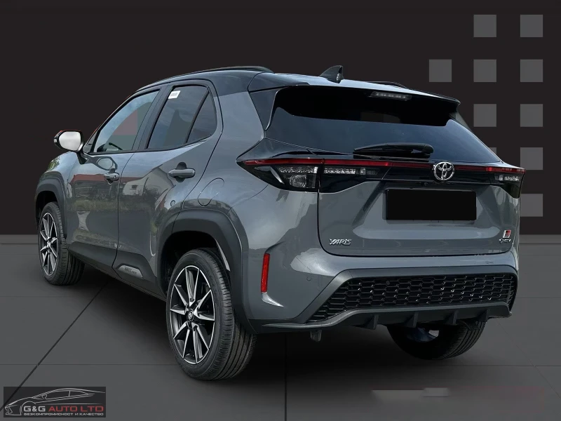 Toyota Yaris Cross GR-SPORT/131HP/HUD/NAVI/CAM/LED/KLESS/AMBI/236g, снимка 4 - Автомобили и джипове - 51533662