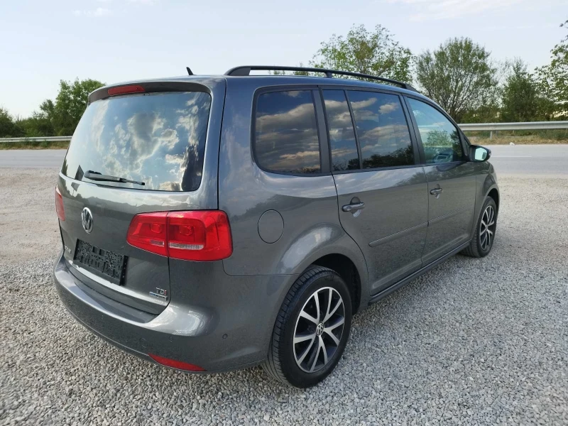 VW Touran 1.6 TDI UNIKAT, снимка 4 - Автомобили и джипове - 51673968