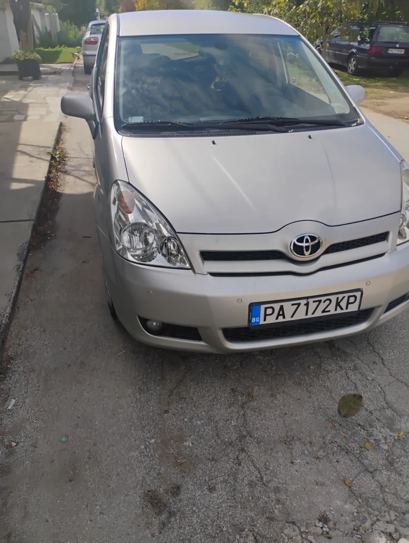 Toyota Corolla verso, снимка 12 - Автомобили и джипове - 52177253