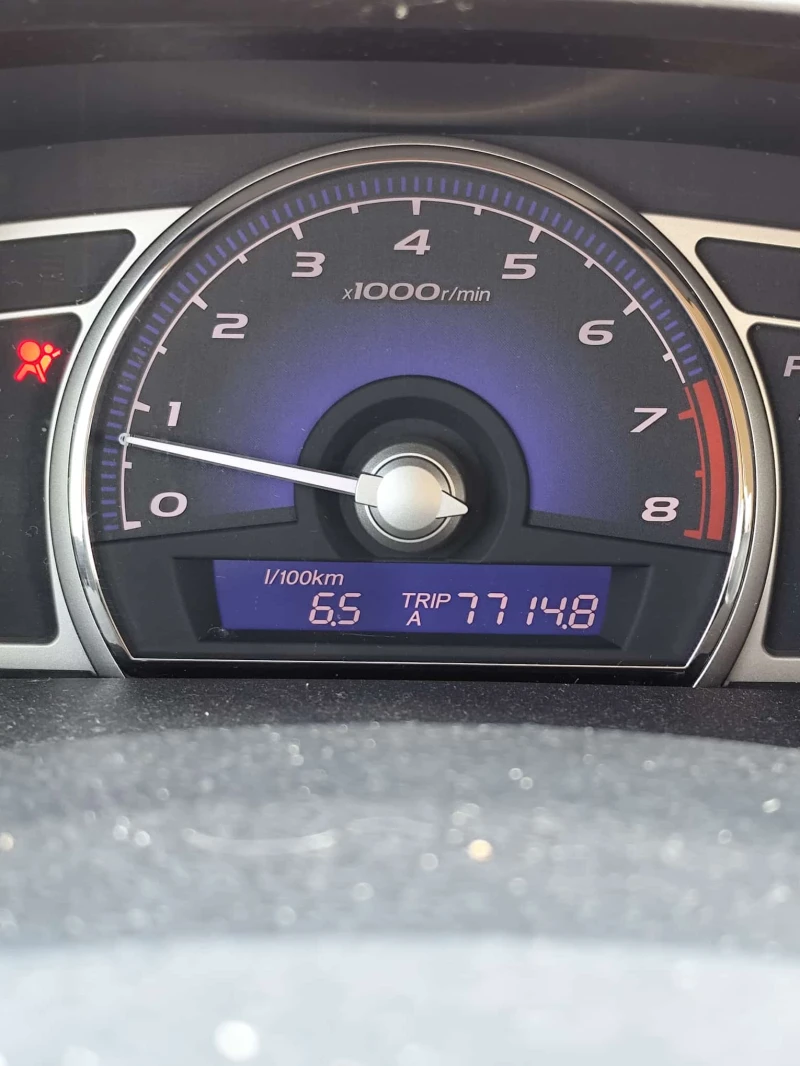 Honda Civic 2008, снимка 6 - Автомобили и джипове - 52378762