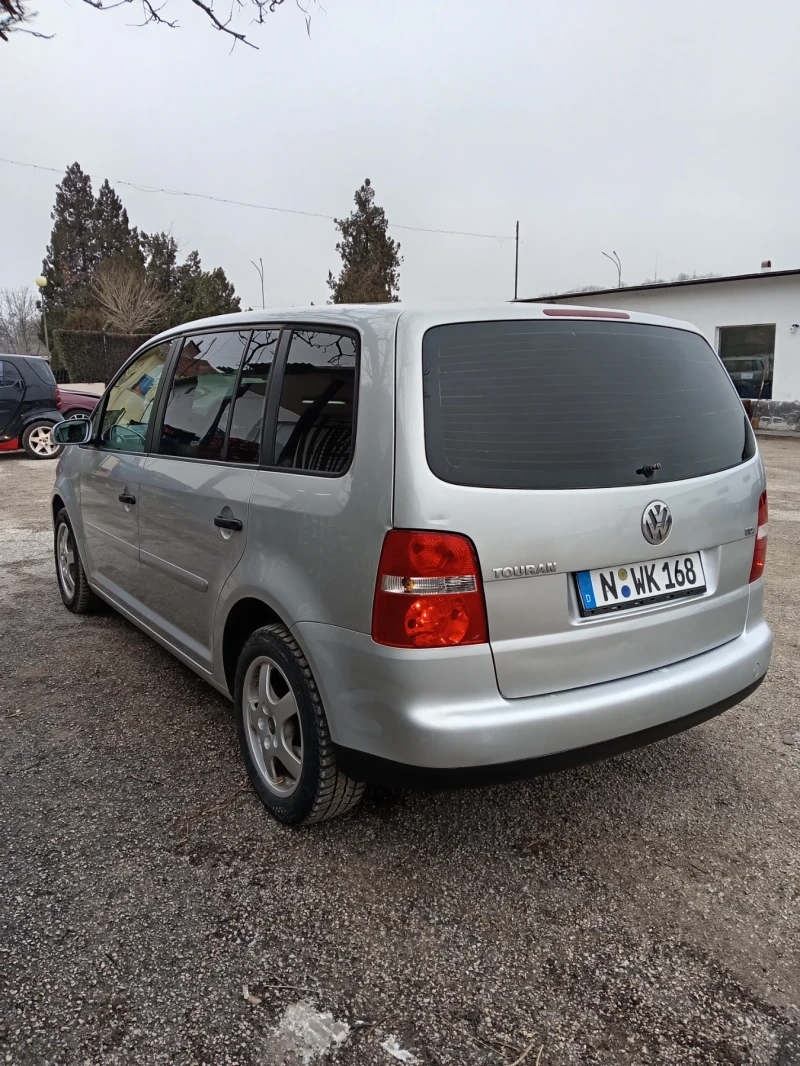 VW Touran 1.9 дизел 105 коня 6 скорости , снимка 2 - Автомобили и джипове - 53212802