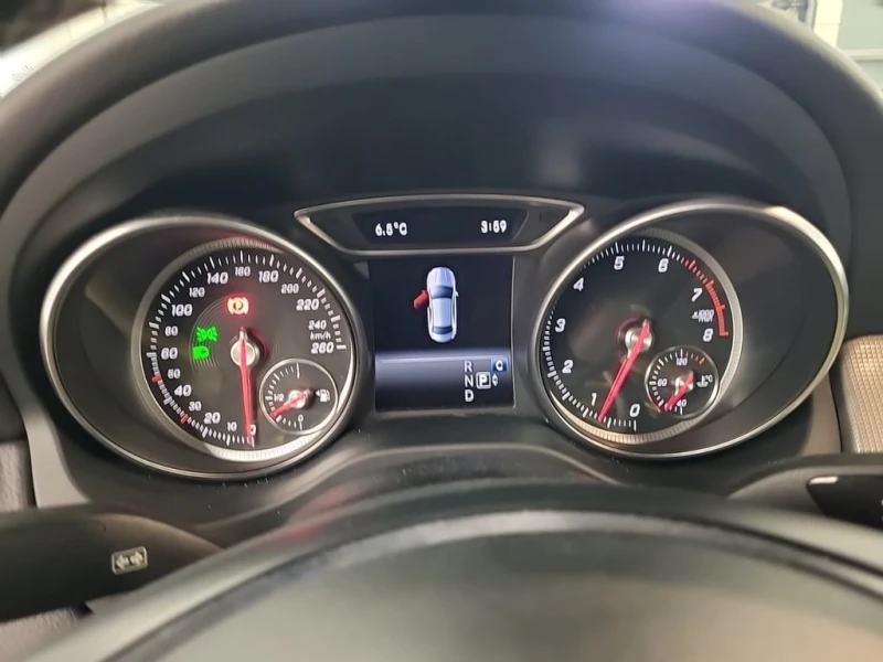 Mercedes-Benz CLA * 250 * CARFAX * БЕЗ ПЪРВОНАЧАЛНА ВНОСКА, снимка 10 - Автомобили и джипове - 53430779