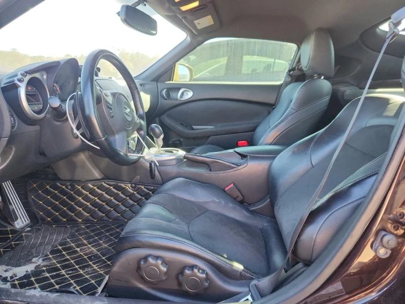 Nissan 370Z Touring, снимка 7 - Автомобили и джипове - 53502156