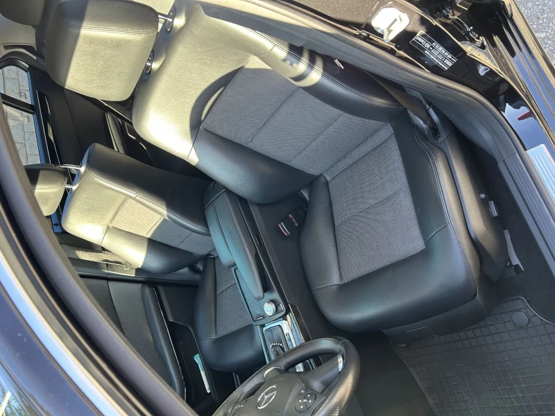 Mercedes-Benz E 200, снимка 11 - Автомобили и джипове - 53514887