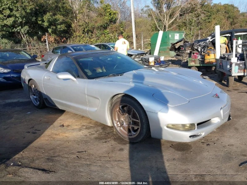 Chevrolet Corvette, снимка 13 - Автомобили и джипове - 53587419