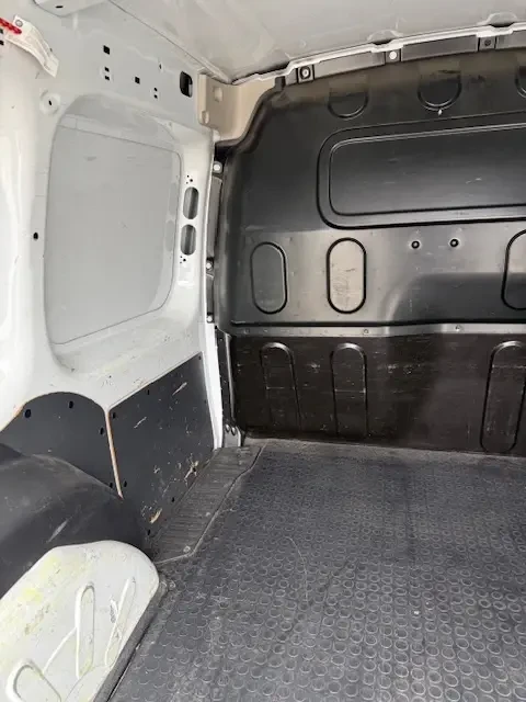 Renault Kangoo 1.5dci, снимка 7 - Автомобили и джипове - 52991447