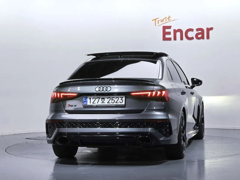 Audi Rs3 2.5 TFSI Quattro| 400к.с.| ВКЛ.ТЕХНОТЕСТ, снимка 4 - Автомобили и джипове - 55402712