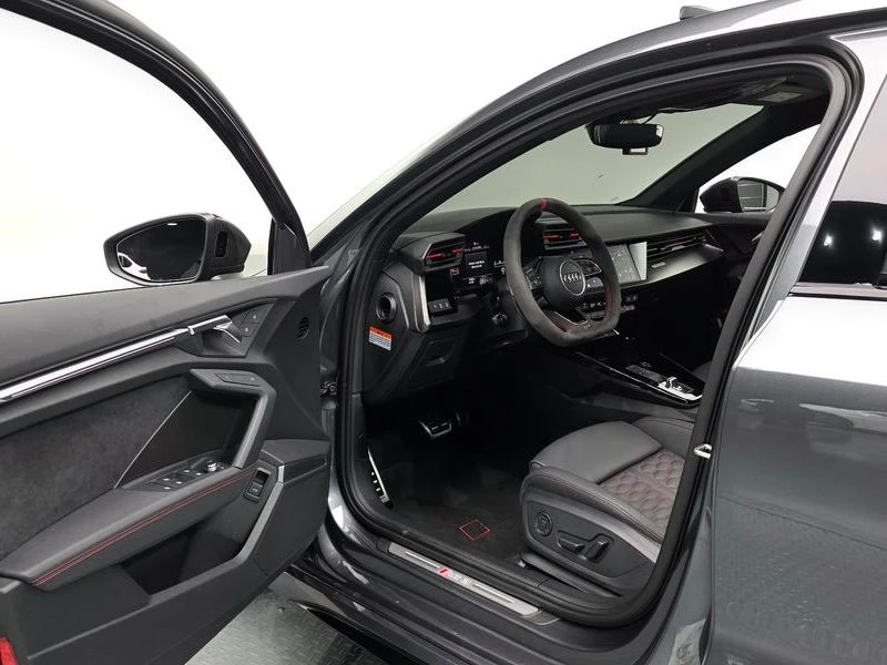 Audi Rs3 2.5 TFSI Quattro| 400к.с.| ВКЛ.ТЕХНОТЕСТ, снимка 10 - Автомобили и джипове - 55402712