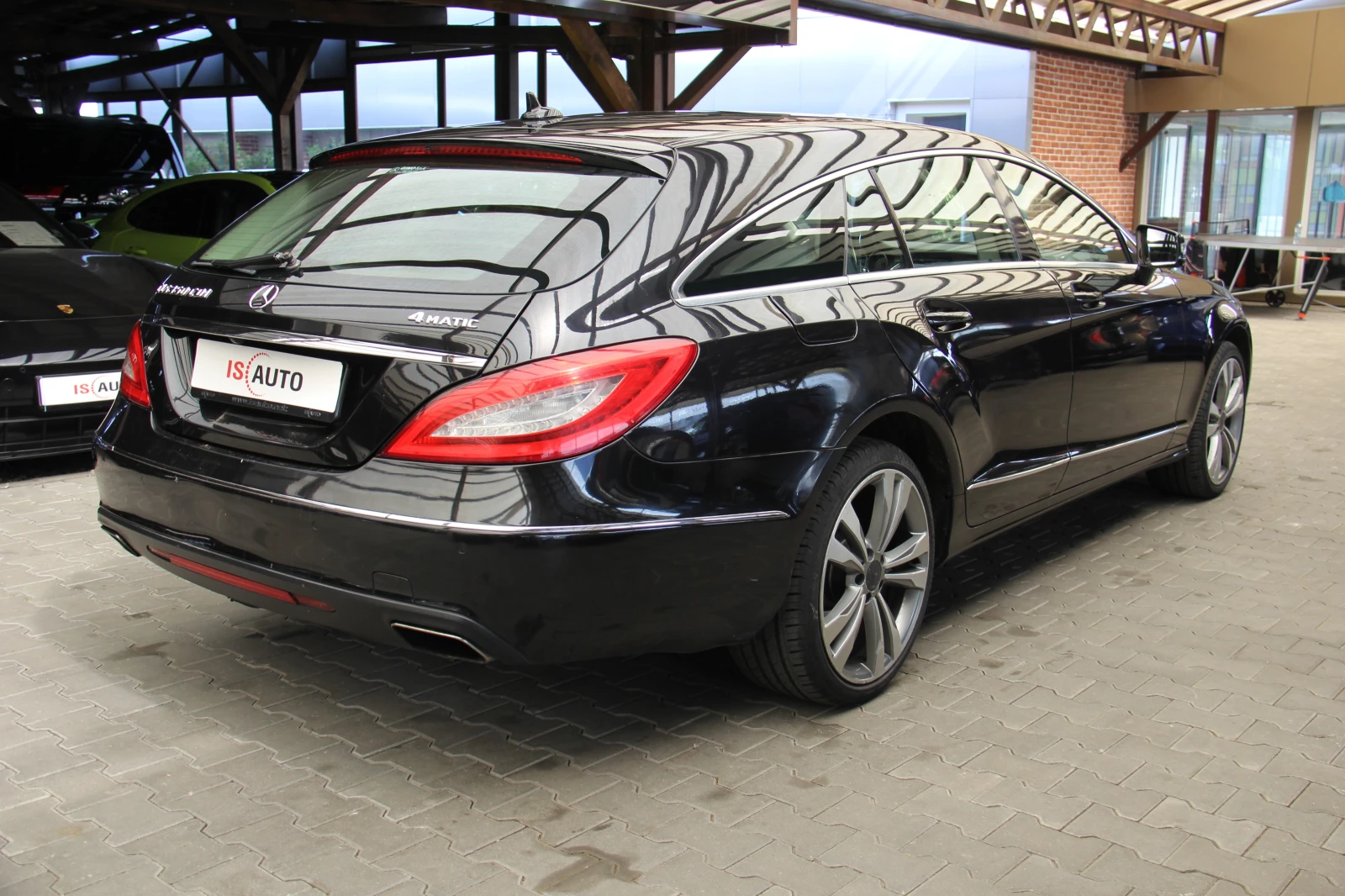 Mercedes-Benz CLS 350 350 CDI/4Matic/Shooting Brake/AirMatic/FullLed - изображение 4