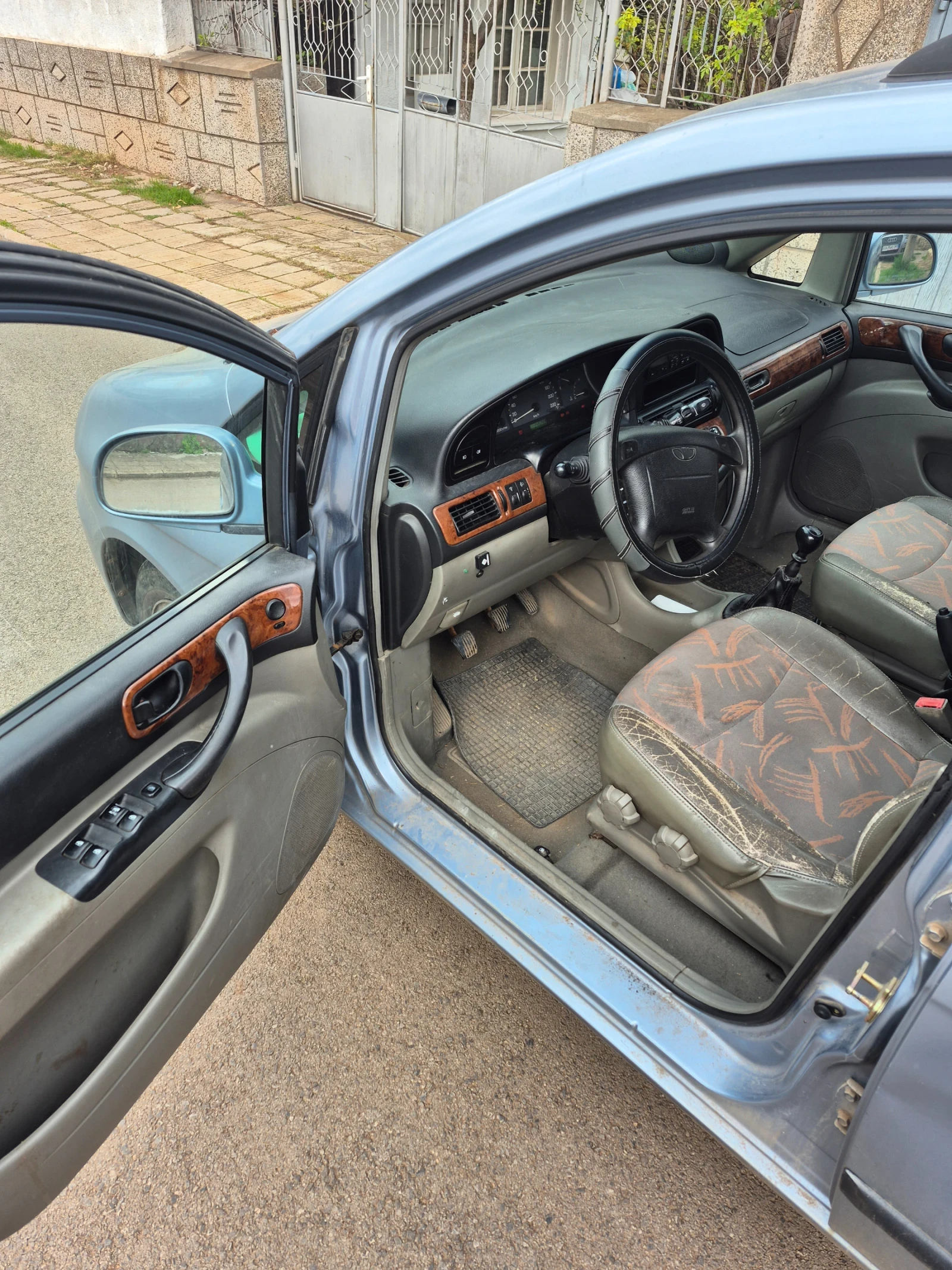 Daewoo Tacuma 2.0i - изображение 8