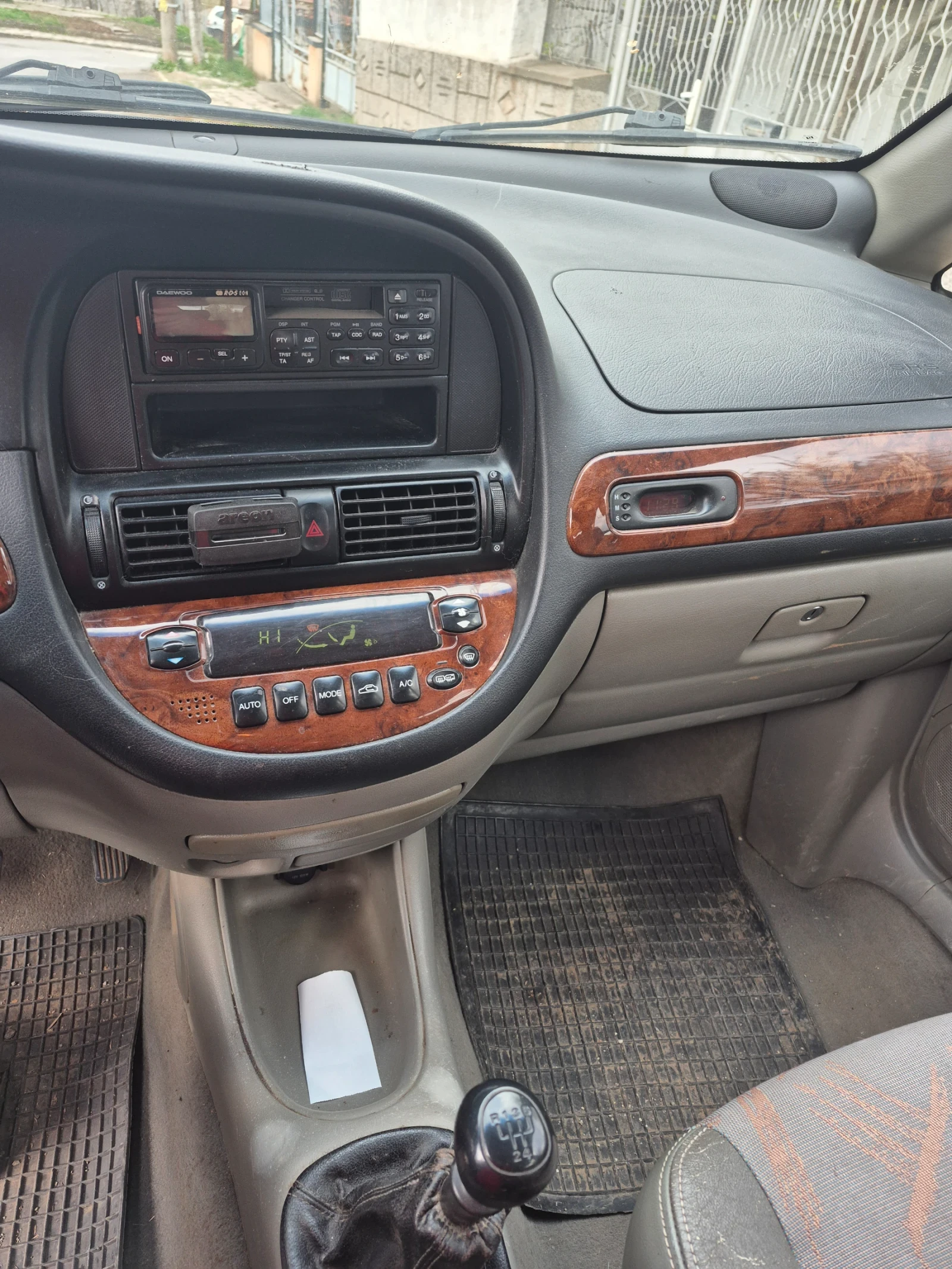 Daewoo Tacuma 2.0i - изображение 10