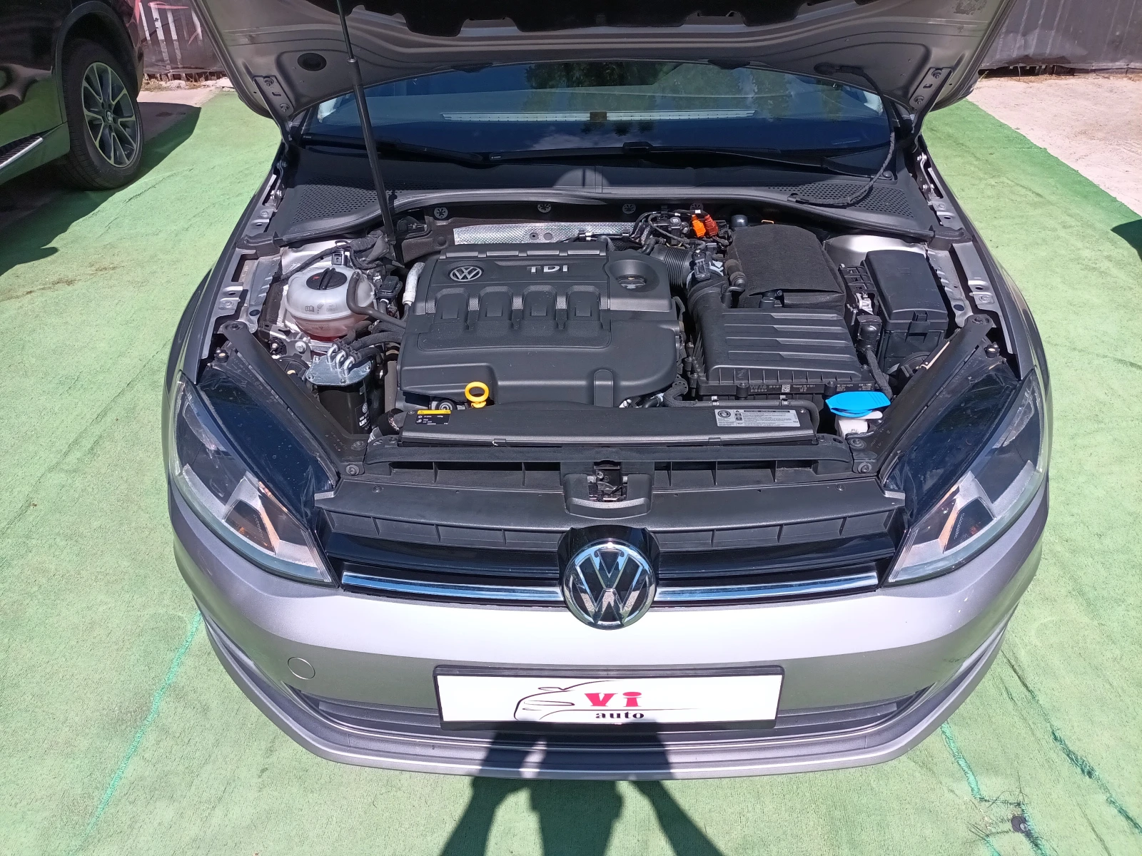 VW Golf 1.6TDI/NAVI | Mobile.bg   17