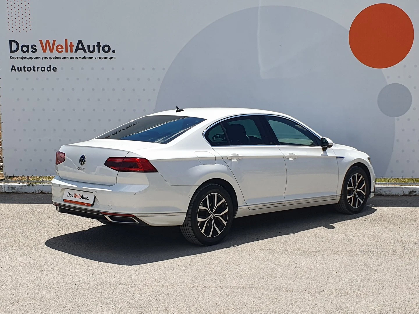 VW Passat GTE Plug-In-Hybrid 1.4 TSI - изображение 3