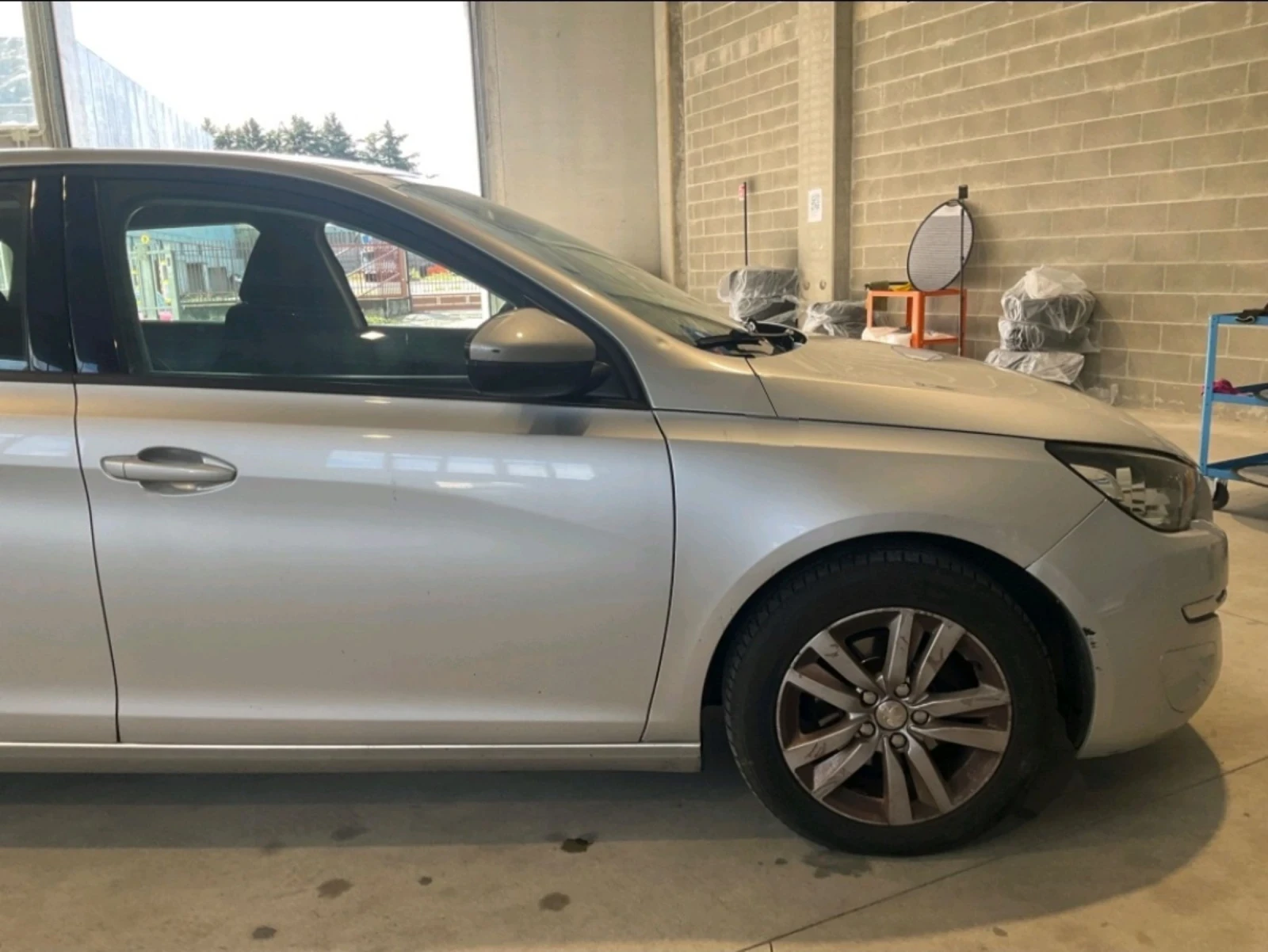 Peugeot 308 1.6HDI Auto - изображение 6
