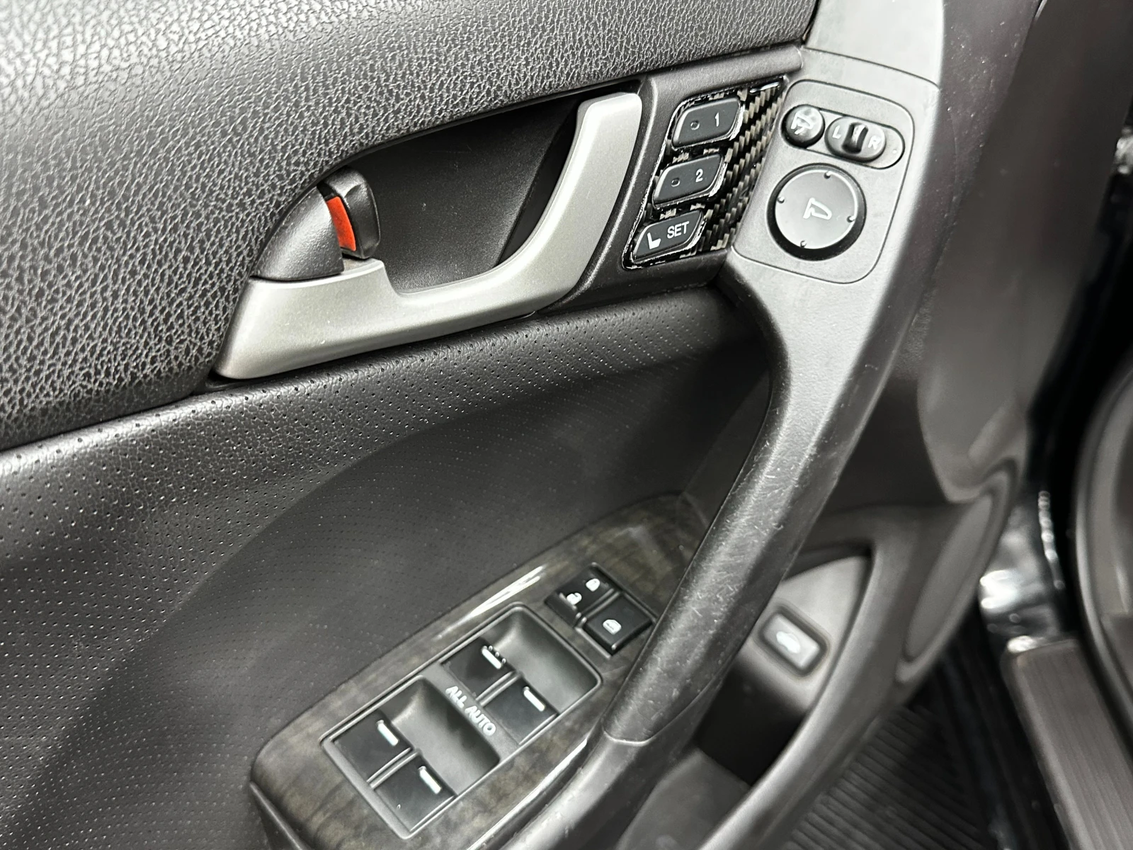 Honda Accord 2.4i 201 к.с./ГАРАНЦИЯ/БАРТЕР/ЛИЗИНГ/КОМЕНТАР, снимка 16 - Автомобили и джипове - 51823588