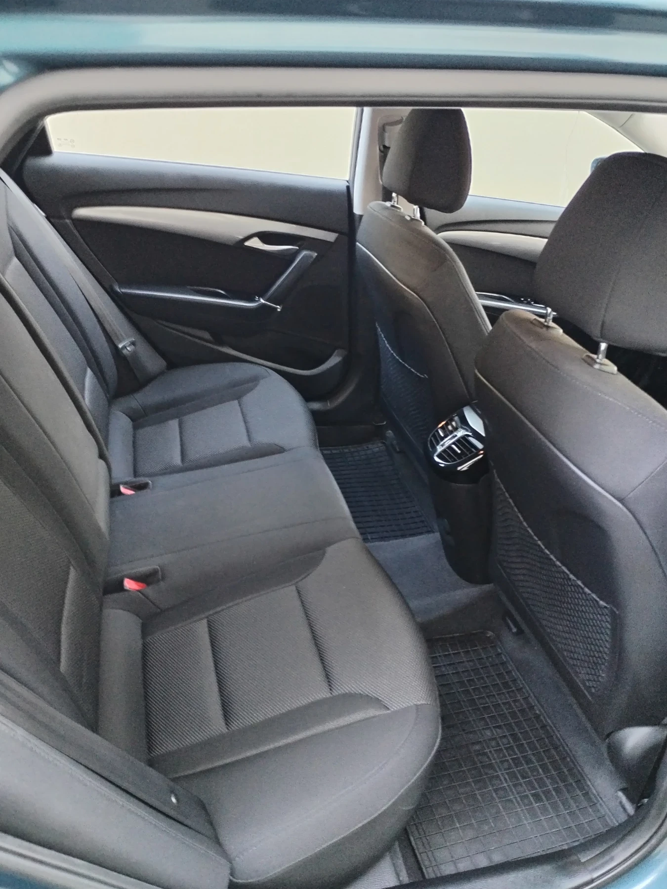 Hyundai I40 1.7CRDI - изображение 7