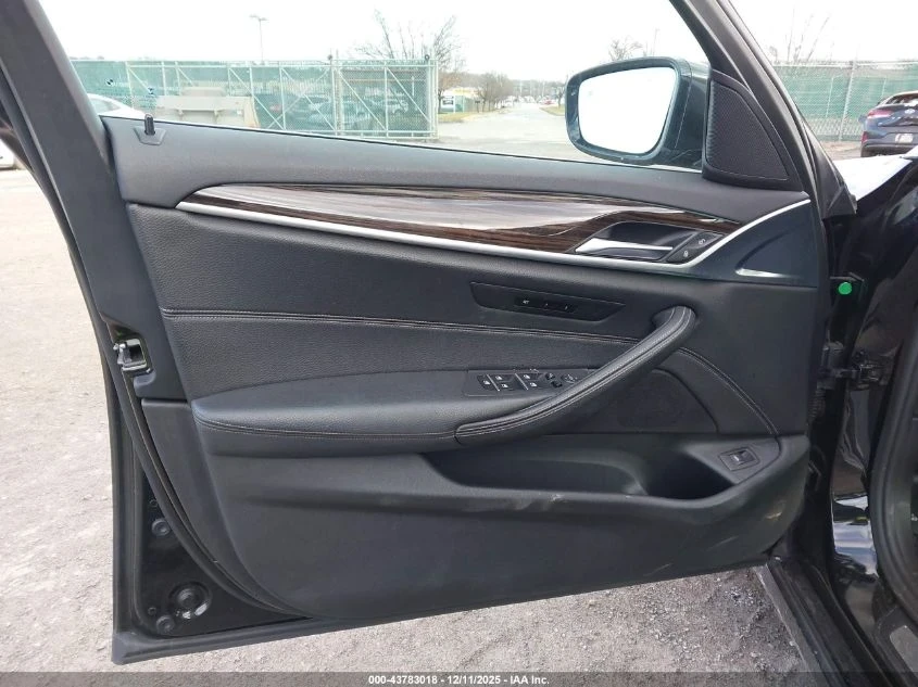 BMW 530 i XDRIVE | ��� ����� | ����� ������ | ������� | Mobile.bg � ����������� 16