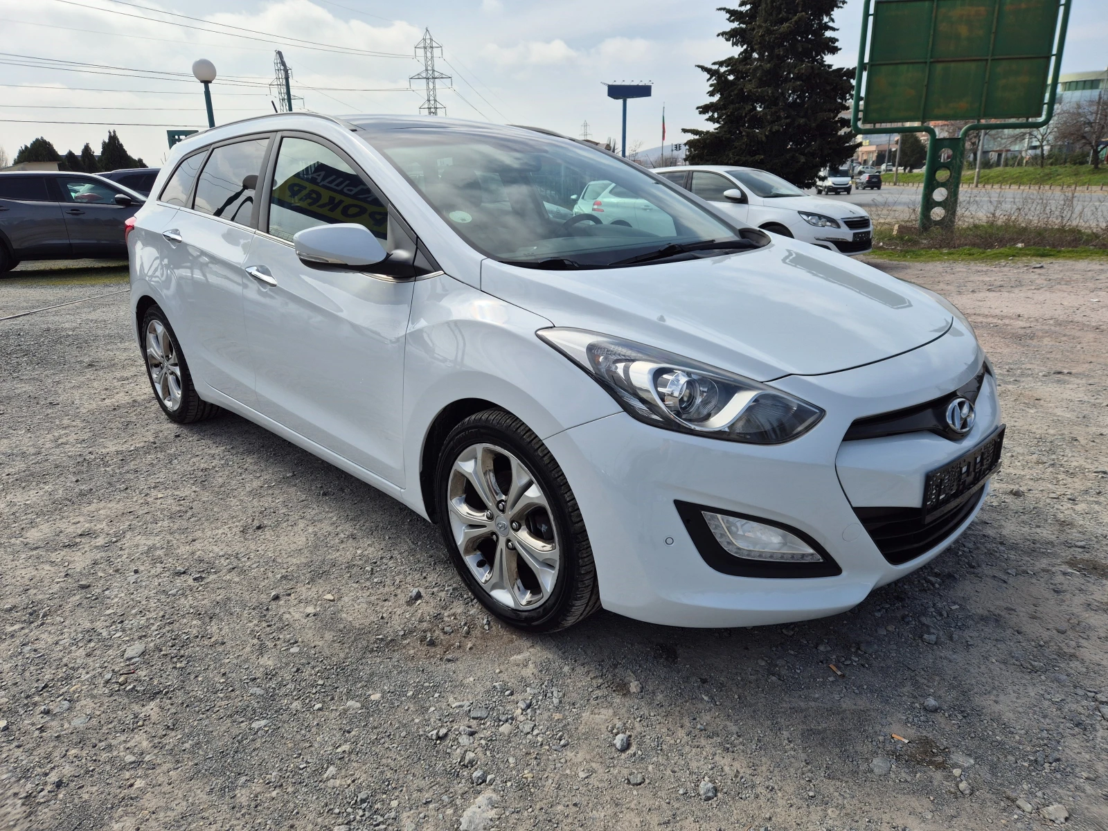 Hyundai I30 1.4CRDI 90кс, снимка 7 - Автомобили и джипове - 53812642
