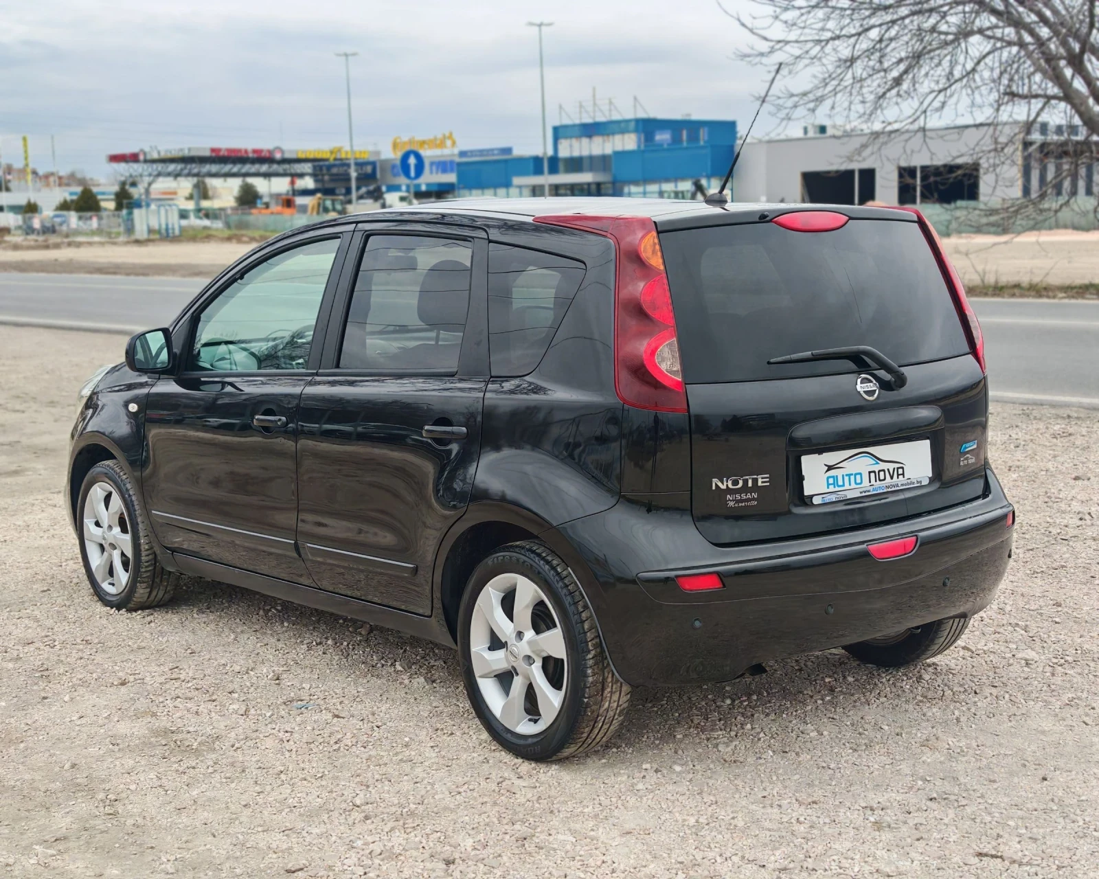 Nissan Note 1.4 88 К.С. БЕНЗИН! 185 000 КМ! , снимка 7 - Автомобили и джипове - 53953407