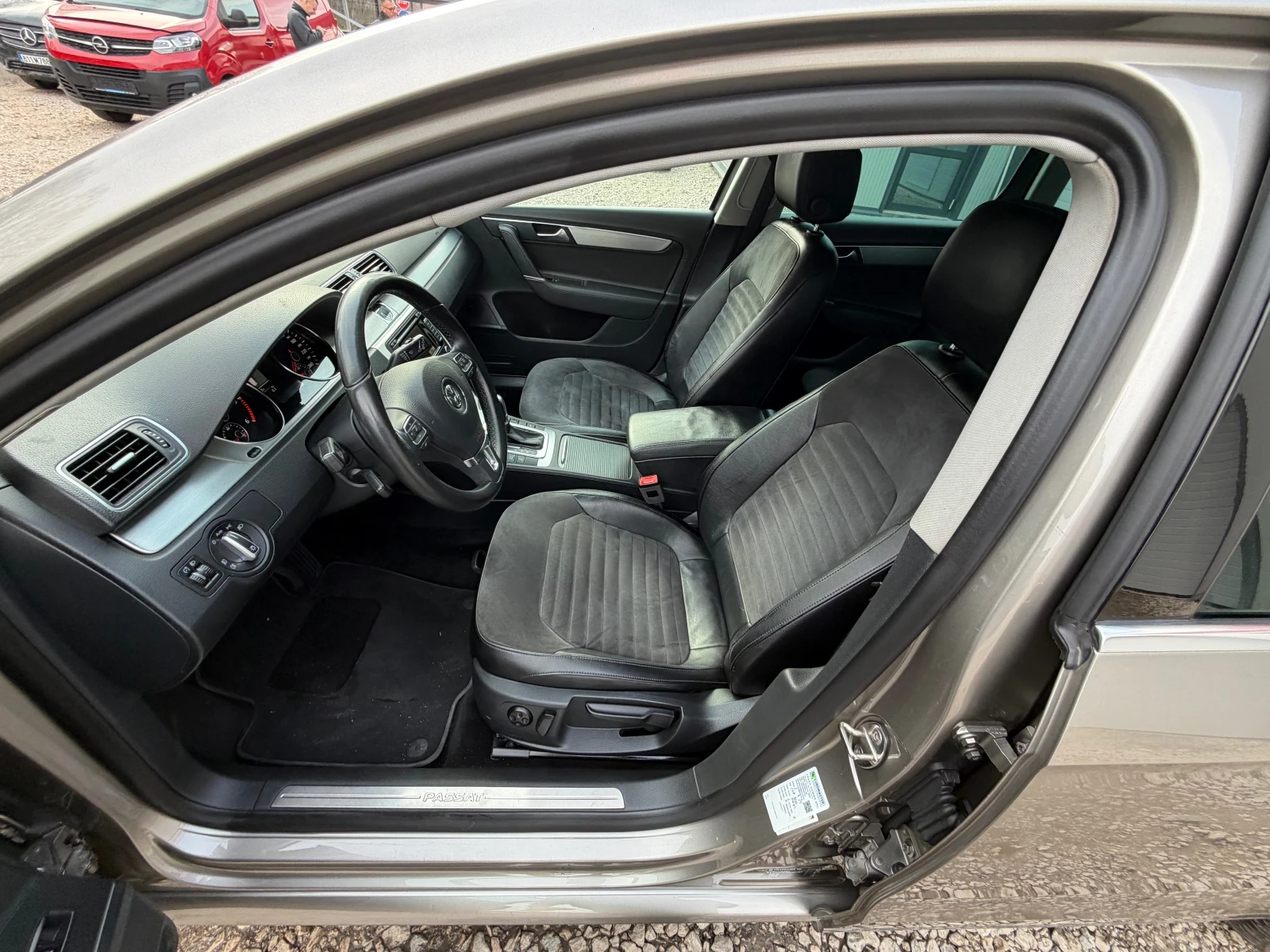 VW Passat 2.0TDI* D&G* KOJA* TOP* 07.2014* , снимка 10 - Автомобили и джипове - 53969997