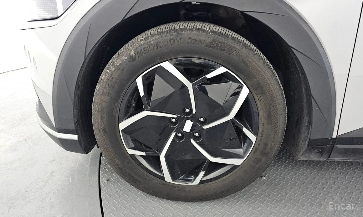 Hyundai Ioniq 5 * LONG RANGE* КОЖА* ПОДГРЕВ* ОБДУХВАНЕ* , снимка 5 - Автомобили и джипове - 53977580