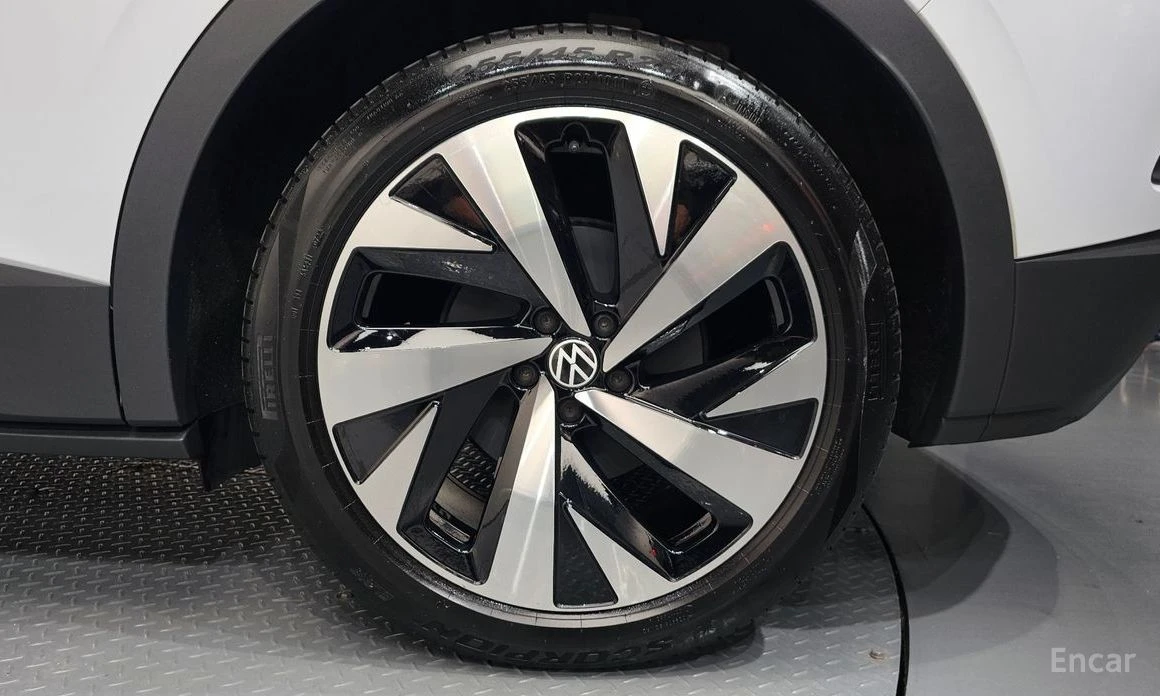 VW ID.4 PRO* KEYLESS* ПАНОРАМА* КАМЕРИ* 360* , снимка 16 - Автомобили и джипове - 54085254