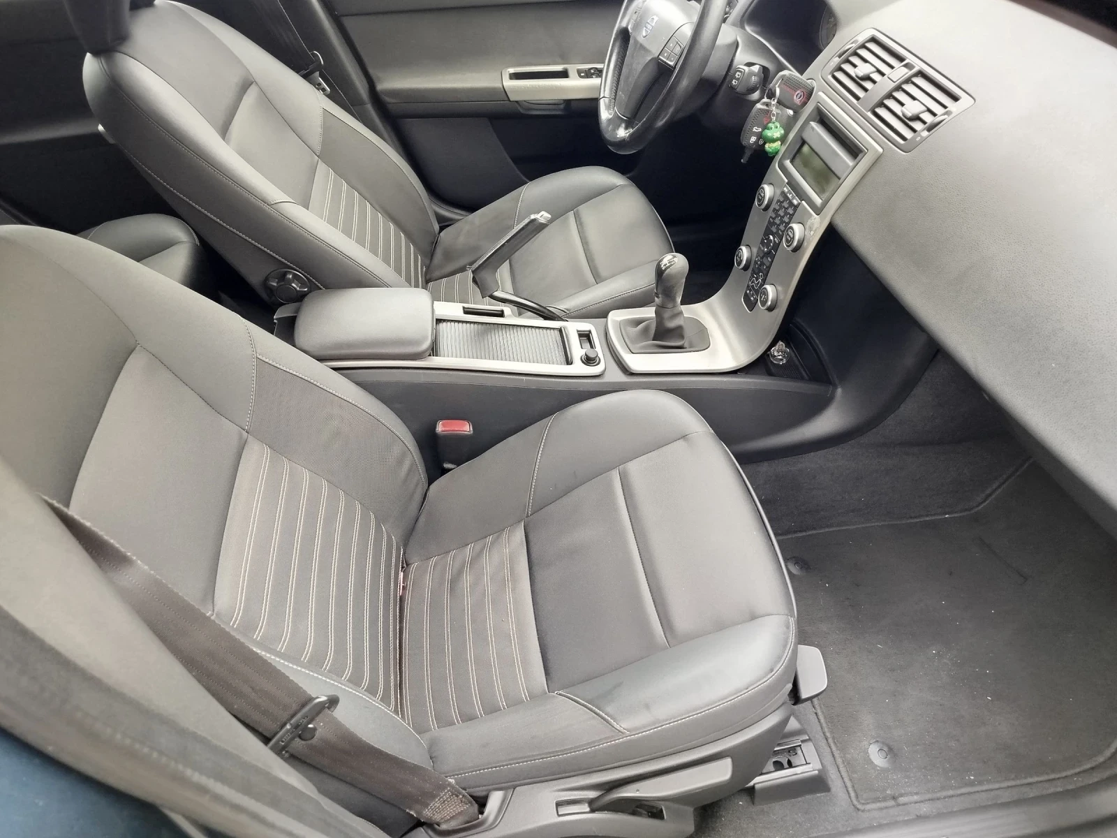 Volvo V50 2000, снимка 10 - Автомобили и джипове - 54391888