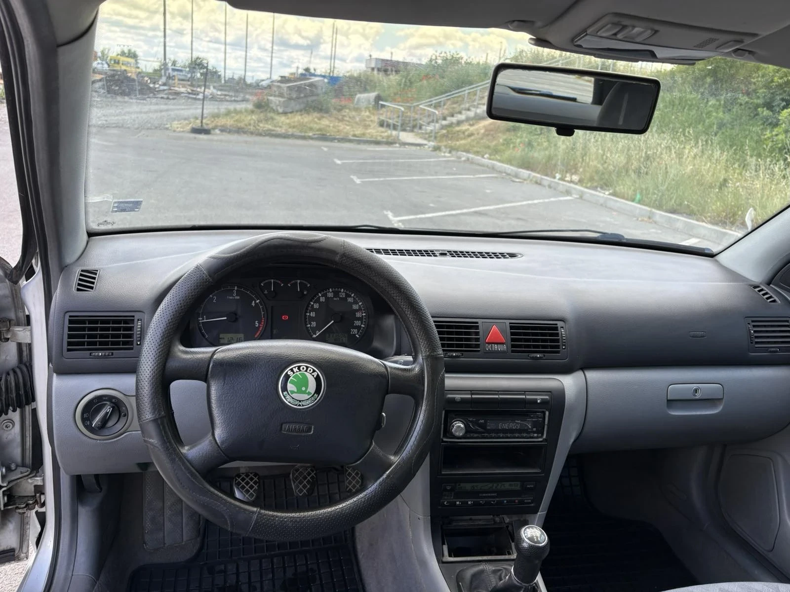 Skoda Octavia, снимка 7 - Автомобили и джипове - 54713664