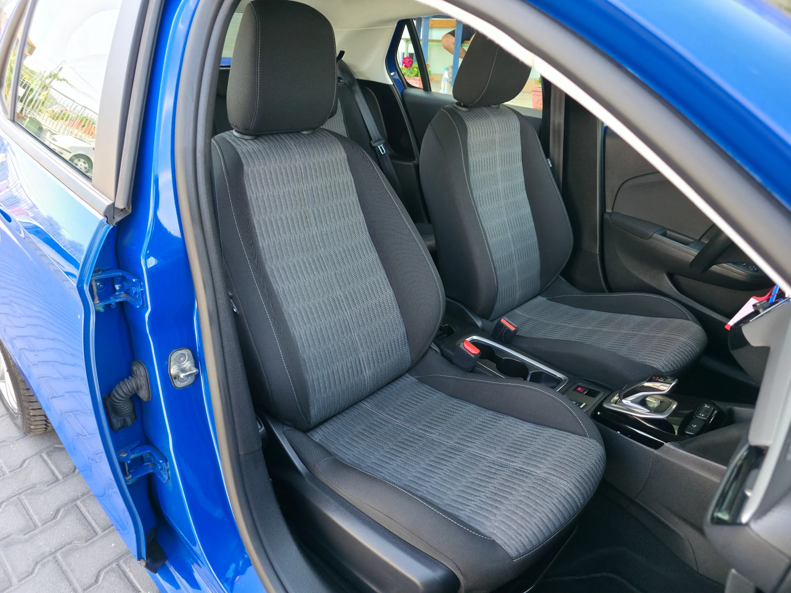 Opel Corsa 1, 2T Automatik EURO6d, снимка 11 - Автомобили и джипове - 54753614
