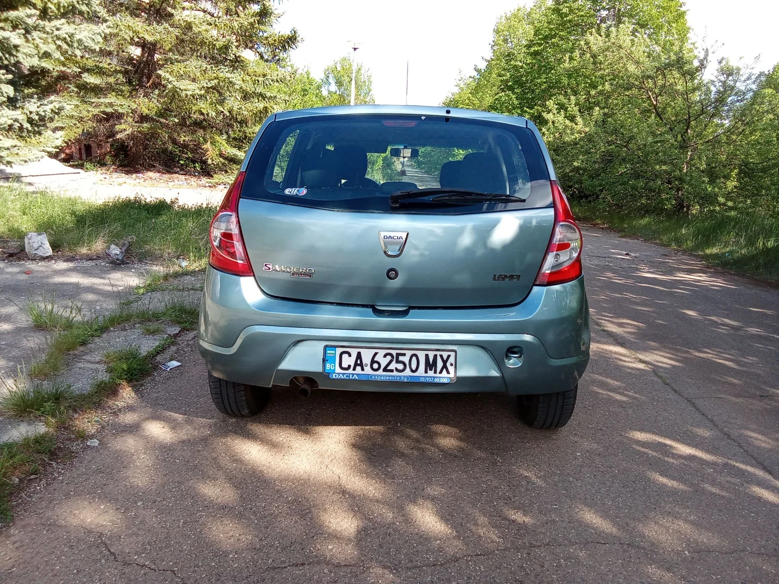 Dacia Sandero 1.6, снимка 4 - Автомобили и джипове - 54870546