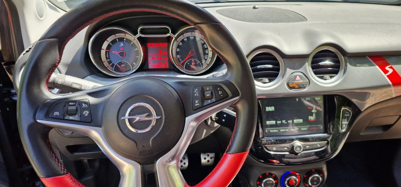 Opel Adam S, снимка 4 - Автомобили и джипове - 54962911