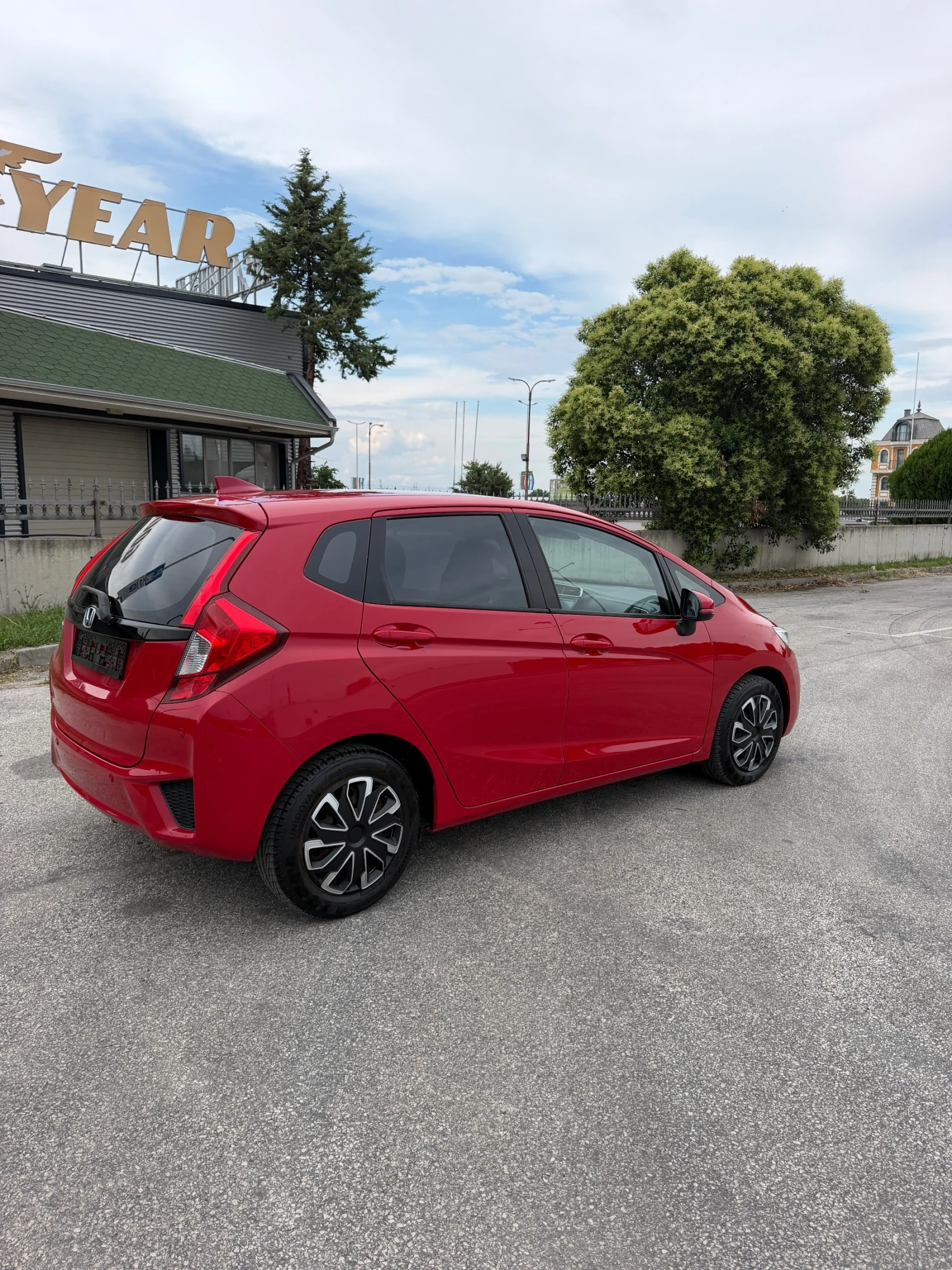 Honda Jazz 1.3 , снимка 4 - Автомобили и джипове - 55092145