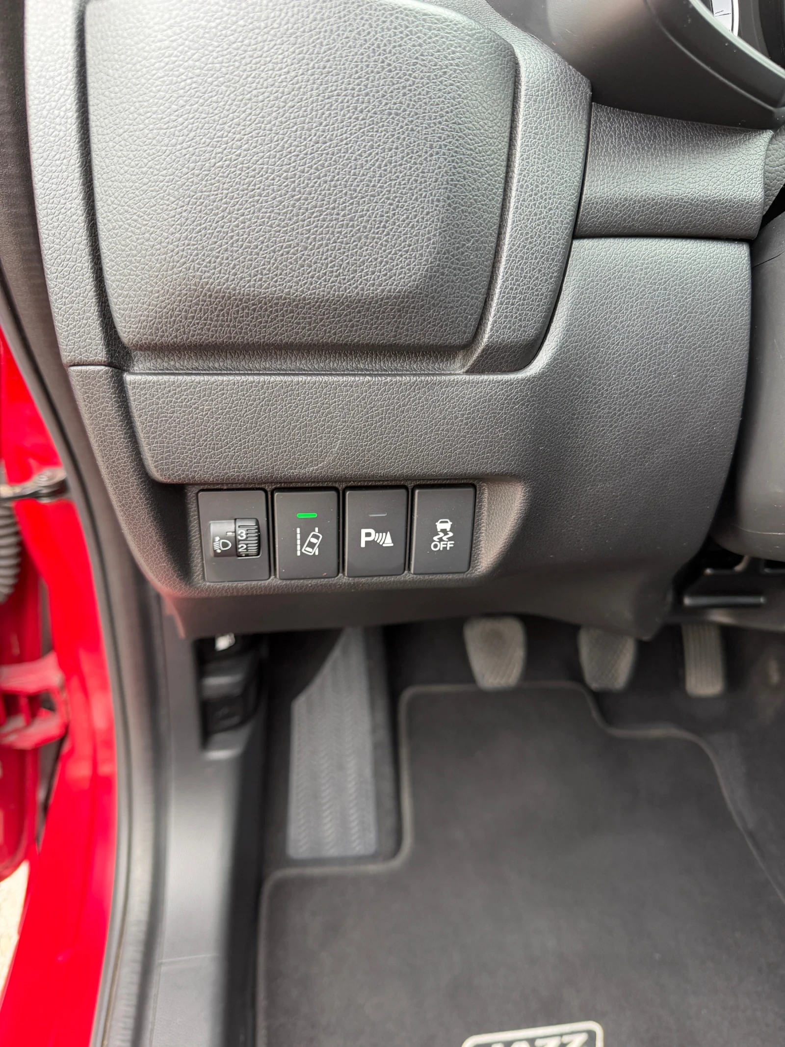 Honda Jazz 1.3 , снимка 14 - Автомобили и джипове - 55092145